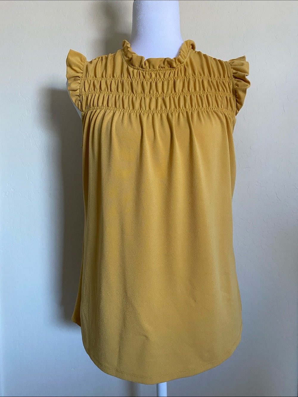 Women’s Ruffled Blouse Top